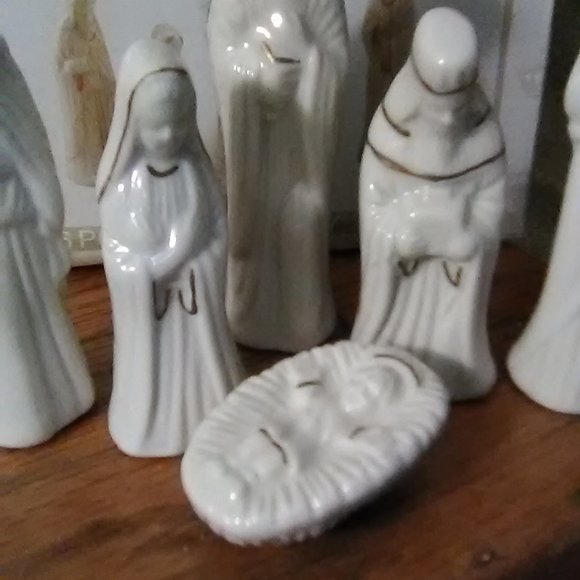 Mini Nativity Set/6-pc - Picture 8 of 13